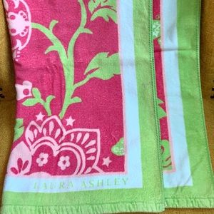 Laura Ashley LA BEACH MUL Towel